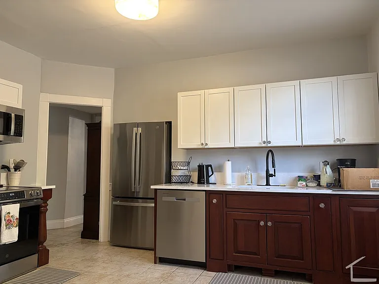 94 Mount Auburn St #2 — Photo 3