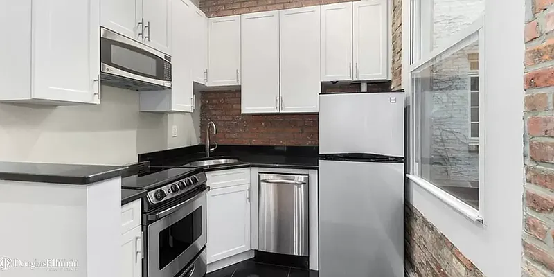 Rented by Douglas Elliman | media 10