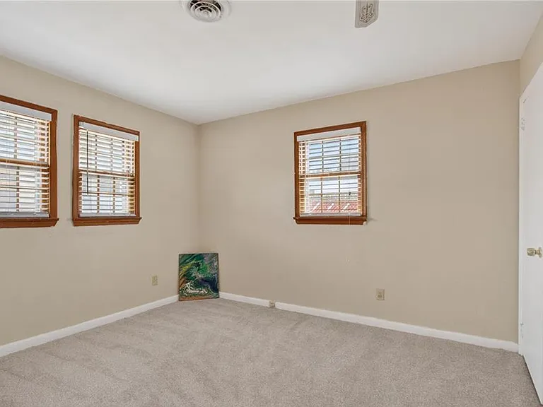 724 S Westgrove Rd — Photo 10