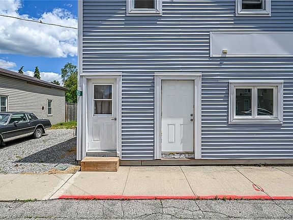 2nd image of 192 Townline St