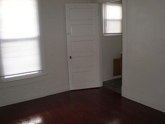 3rd image of 333 N Holmes Ave