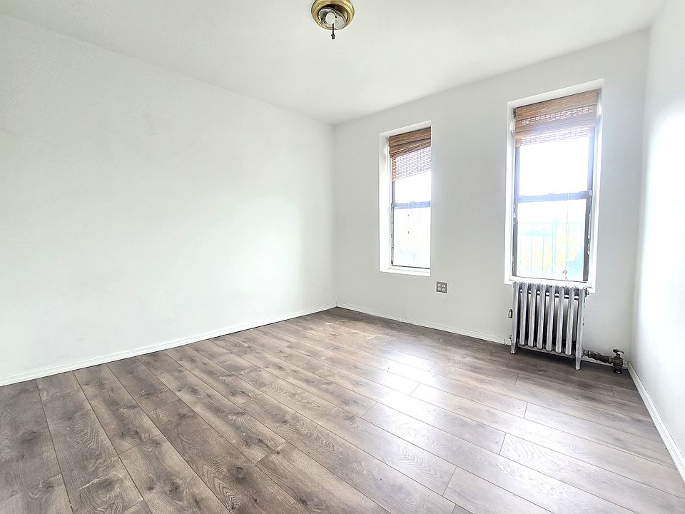 1st image of 222 Metropolitan Ave APT 13