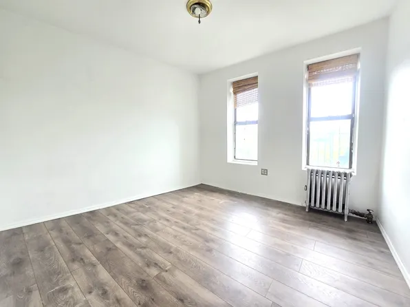 222 Metropolitan Avenue image 1 of 7