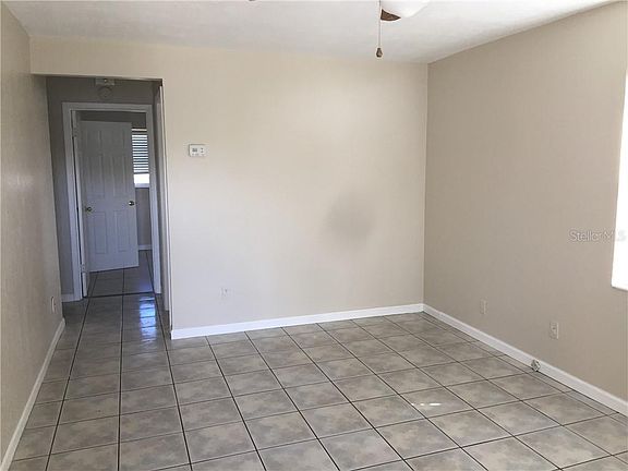 3rd image of 6003 E Hilltop Ln