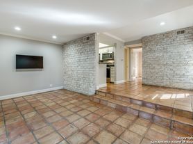 66 Brees Blvd, San Antonio, TX