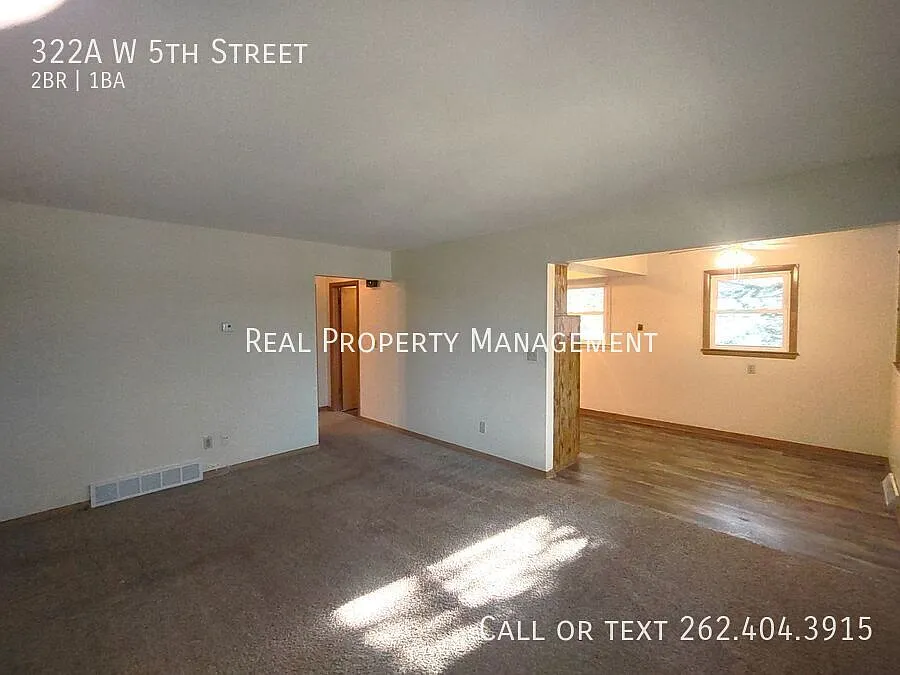 Building Photo - 322A W 5th St