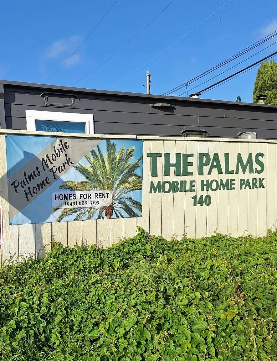 The Palms Mobile Home Park — Photo 1