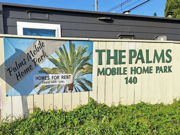 The Palms Mobile Home Park — Photo 1