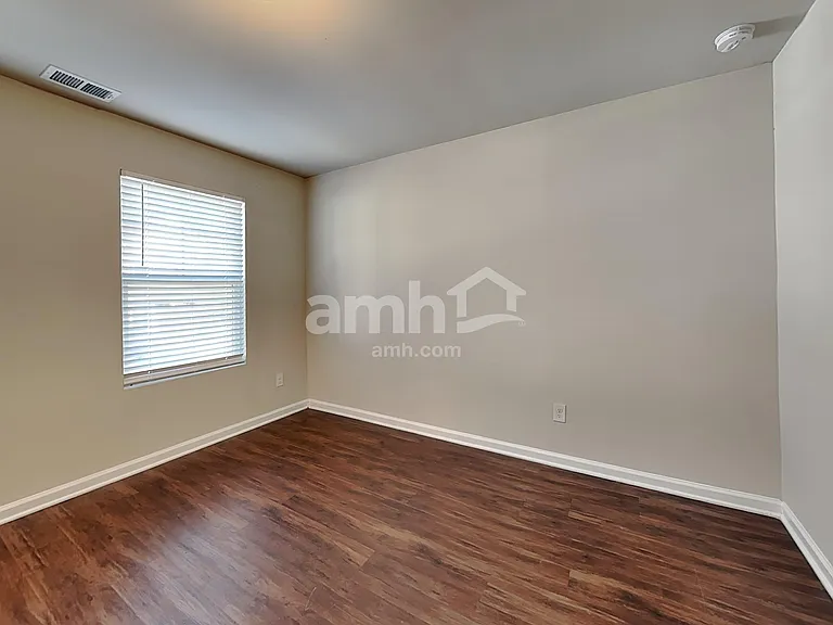 218 Omega Ct — Photo 19