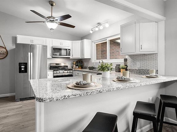 3rd image of 2695 Northridge Pl