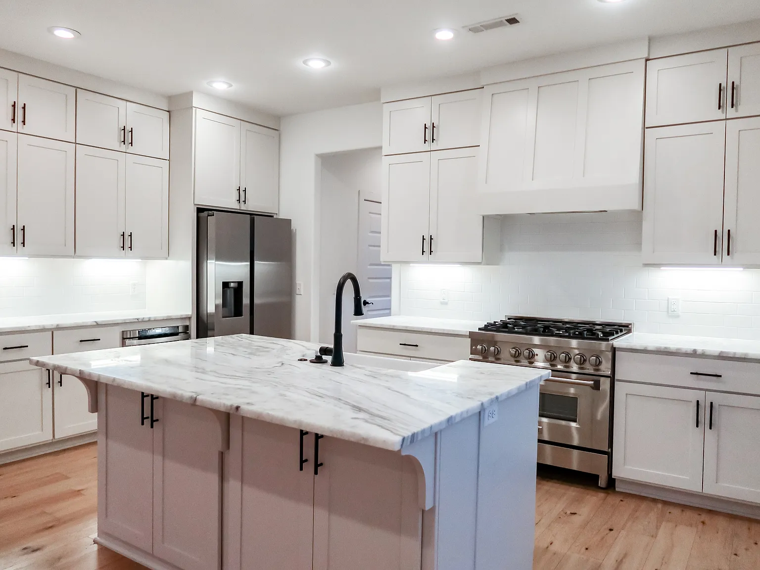 2107 W Parnell Dr. 2 - 1 — Photo 4