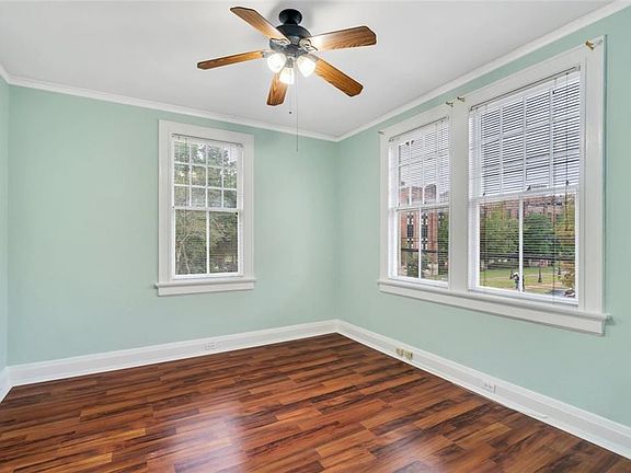 4th image of 1907 Calhoun St #1907