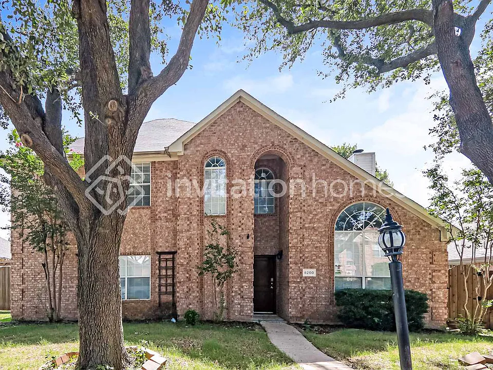 8200 Galley St