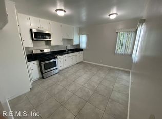 1139 Raymond Ave APT 8, Long Beach, CA 90804