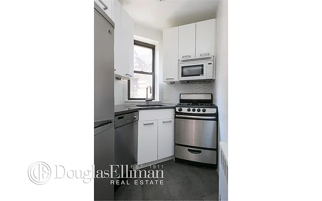 Rented by Douglas Elliman | media 13