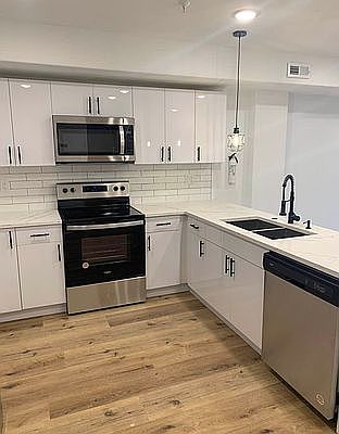 2nd image of 441 Prospect Pl Floor 2