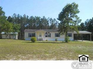 1400 Oak Pond Ln NE, Steinhatchee, FL 32359
