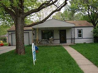 2nd image of 2336 SW Edgewater Ter
