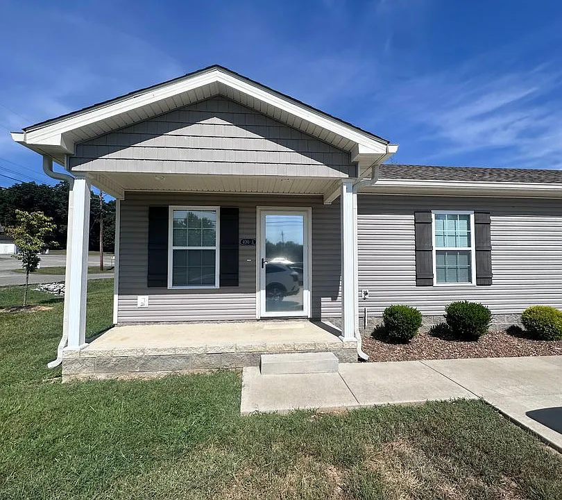 400 Sanderson Dr
