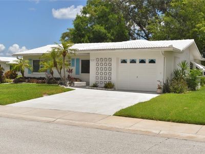 9639 Mainlands Blvd E, Pinellas Park, FL, 33782