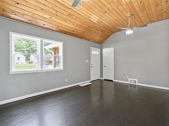 5th image of 7204 Forest Ave