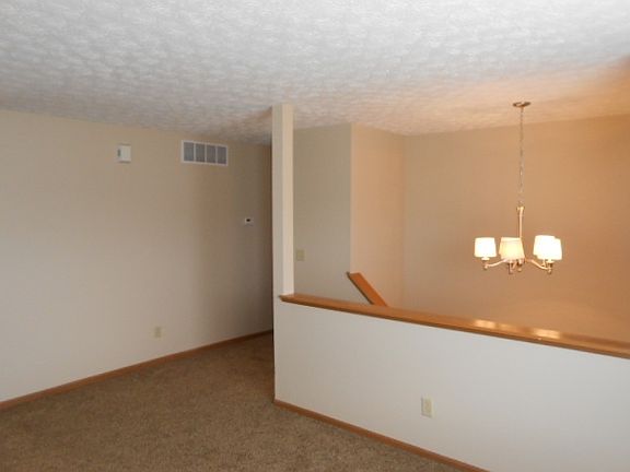 3rd image of 513 McPherson Dr