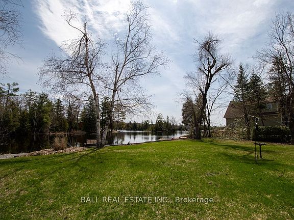 4th image of 2137 Chipmunk Rd
