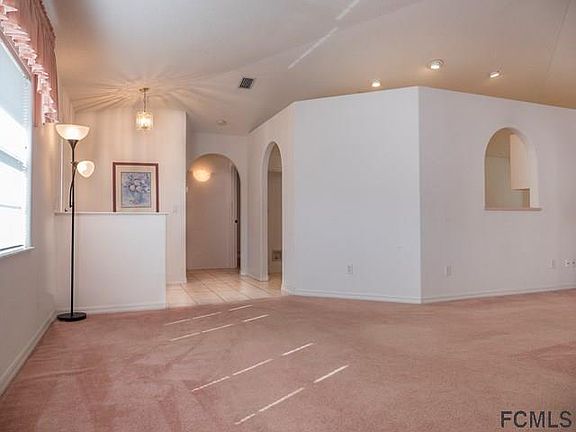 5th image of 67 Ferndale Ln