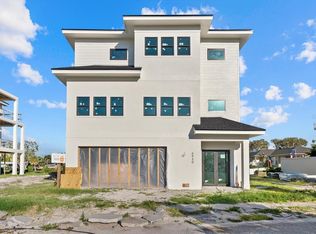 6913 Bochi Cir, Sarasota, FL 34242