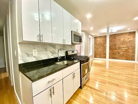 2nd image of 283 Audubon Ave APT 6