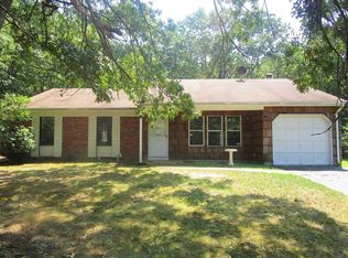 4 Croton Ct, Ridge, NY 11961