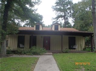 426 Cherry Hills Dr, Huntsville, TX 77340