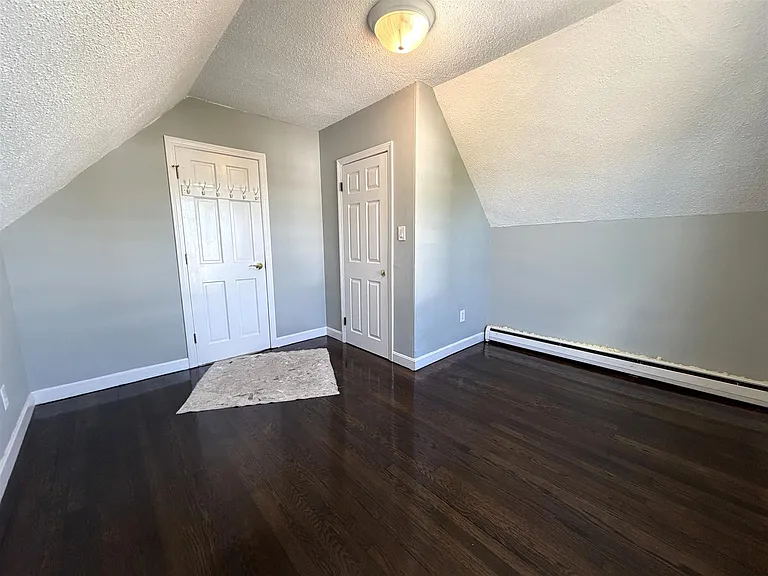 18 Dana St — Photo 2