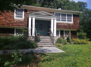 31 Pines Bridge Rd, Bedford Corners, NY 10549