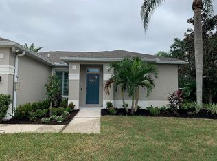 307 41st St NE, Bradenton, FL 34208