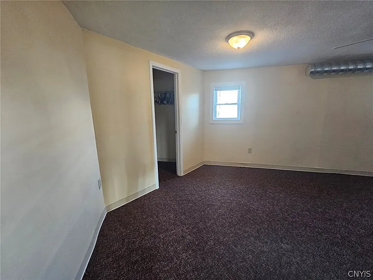 671 S Main St — Photo 5