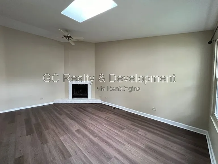 651 Pleasant Pl — Photo 6
