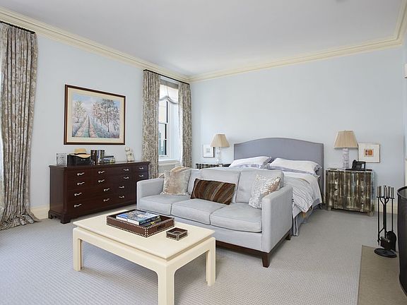 5th image of 30 Sutton Pl APT 14C