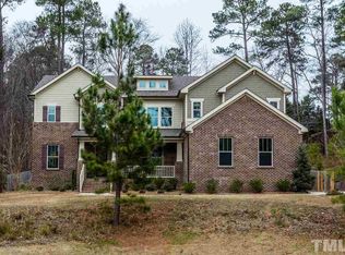 3125 Umstead View Dr, Raleigh, NC 27607