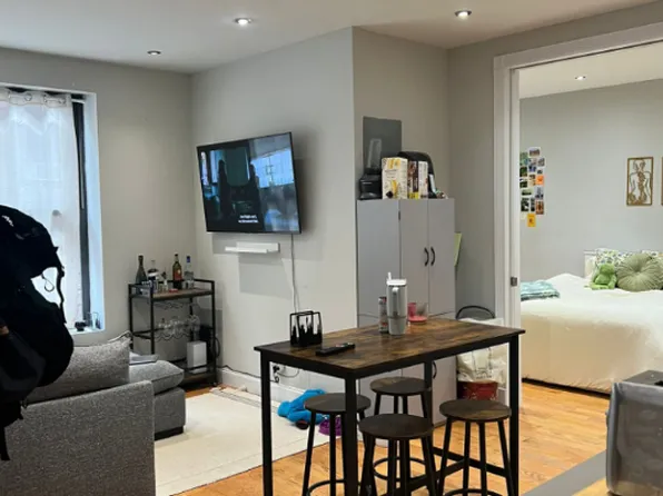 854 West 180th Street image 4 of 19