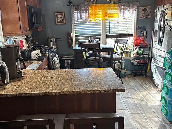5th image of 2528 Tilton Rd ##301