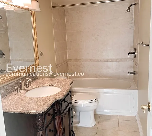 1528 Northgate Sq #2C — Photo 10