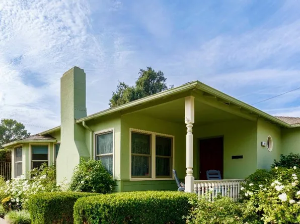 74 E Fountain Way, Fresno, CA 93704