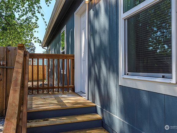 3rd image of 8514 31st Avenue S #28