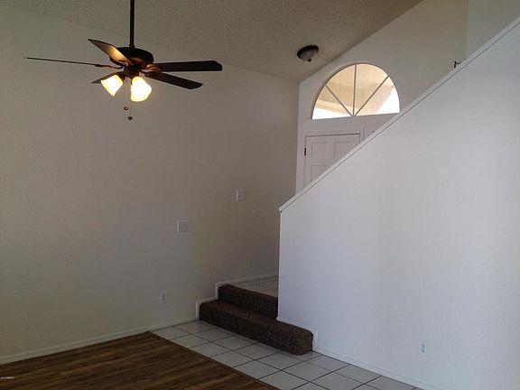 3rd image of 4052 E Woodland Dr