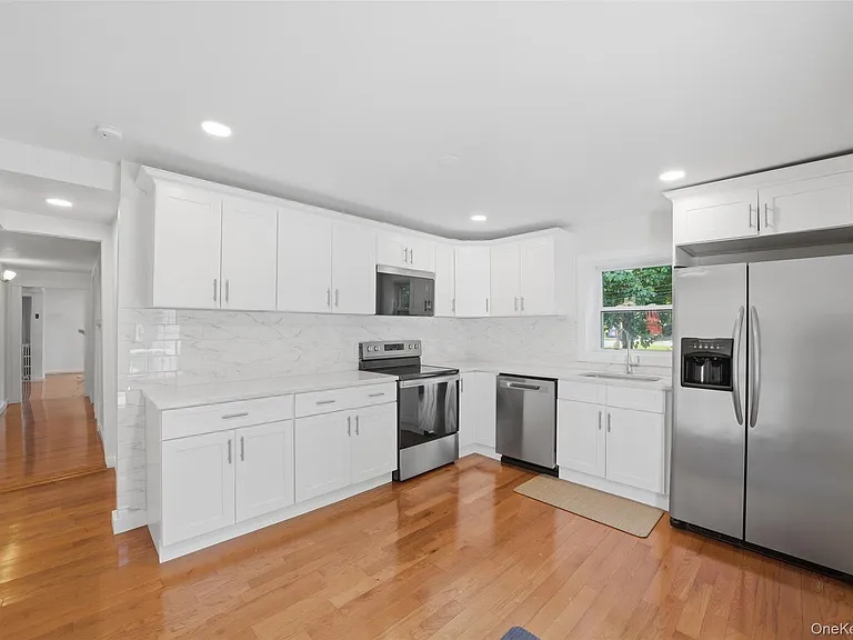 2647 E Main St #1 — Photo 5