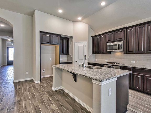 3rd image of 23711 Daintree Pl