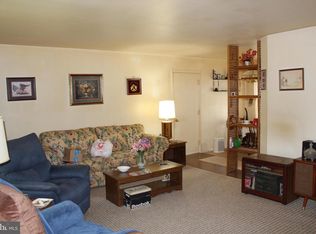 32 Thomas Rd, Glen Burnie, MD 21060