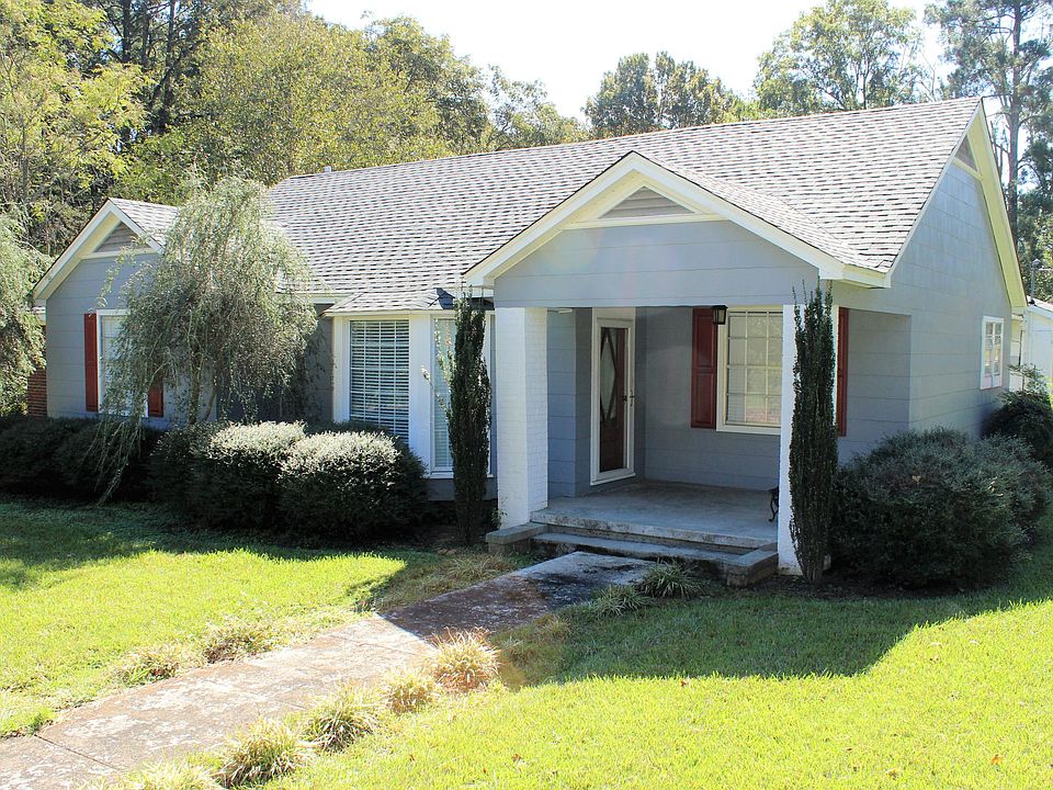 1st image of 302 Pontotoc St