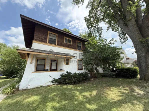 1139 Walker Ave NW, Grand Rapids, MI 49504